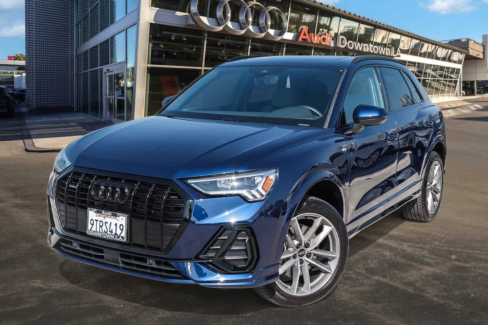 Used 2025 Audi Q3 2.0T Premium w/ Convenience Package