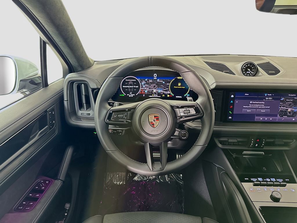 New 2026 Porsche Cayenne GTS image 25