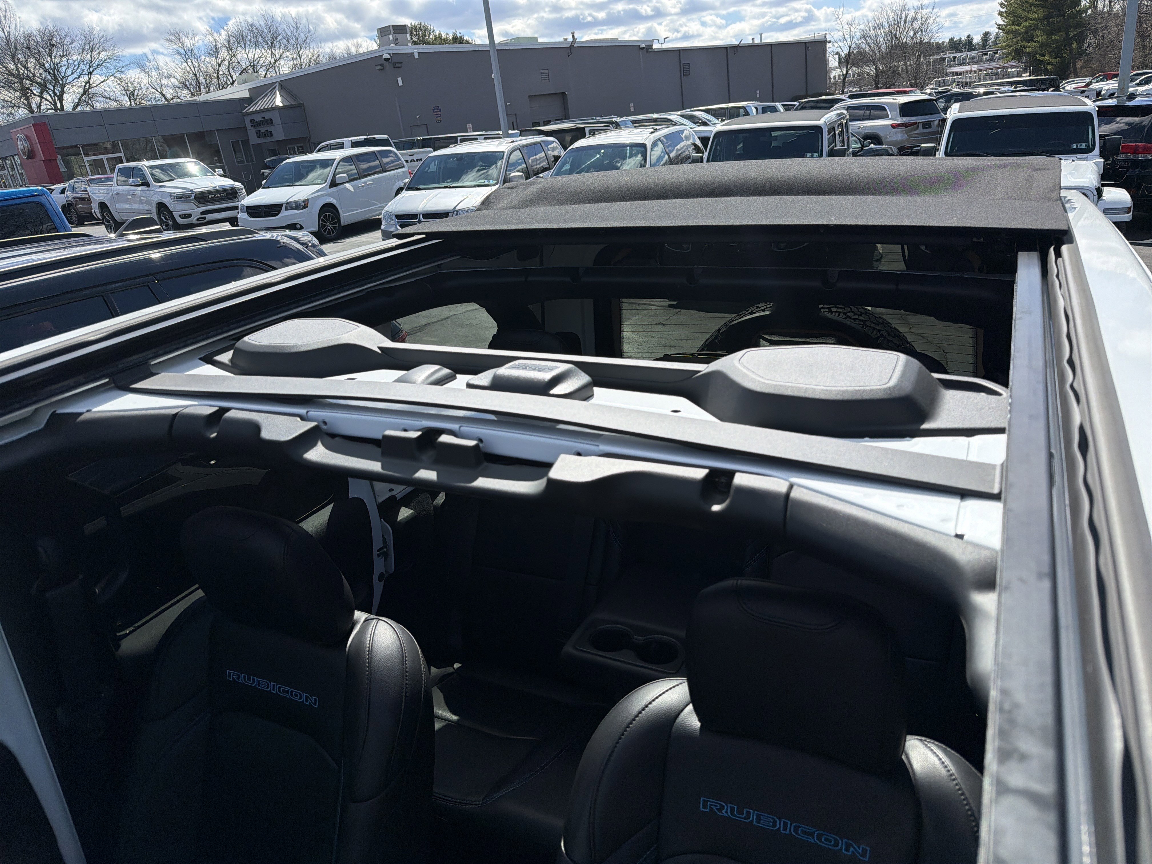 Certified 2023 Jeep Wrangler Unlimited Rubicon 4xe w/ Steel Bumper Group AWD/4WD image 38