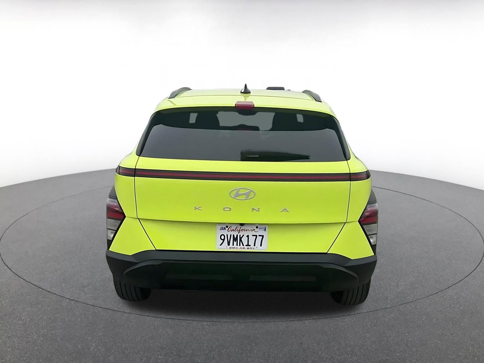 Used 2025 Hyundai Kona SEL image 12