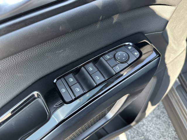 New 2026 Nissan Pathfinder SL AWD/4WD image 18