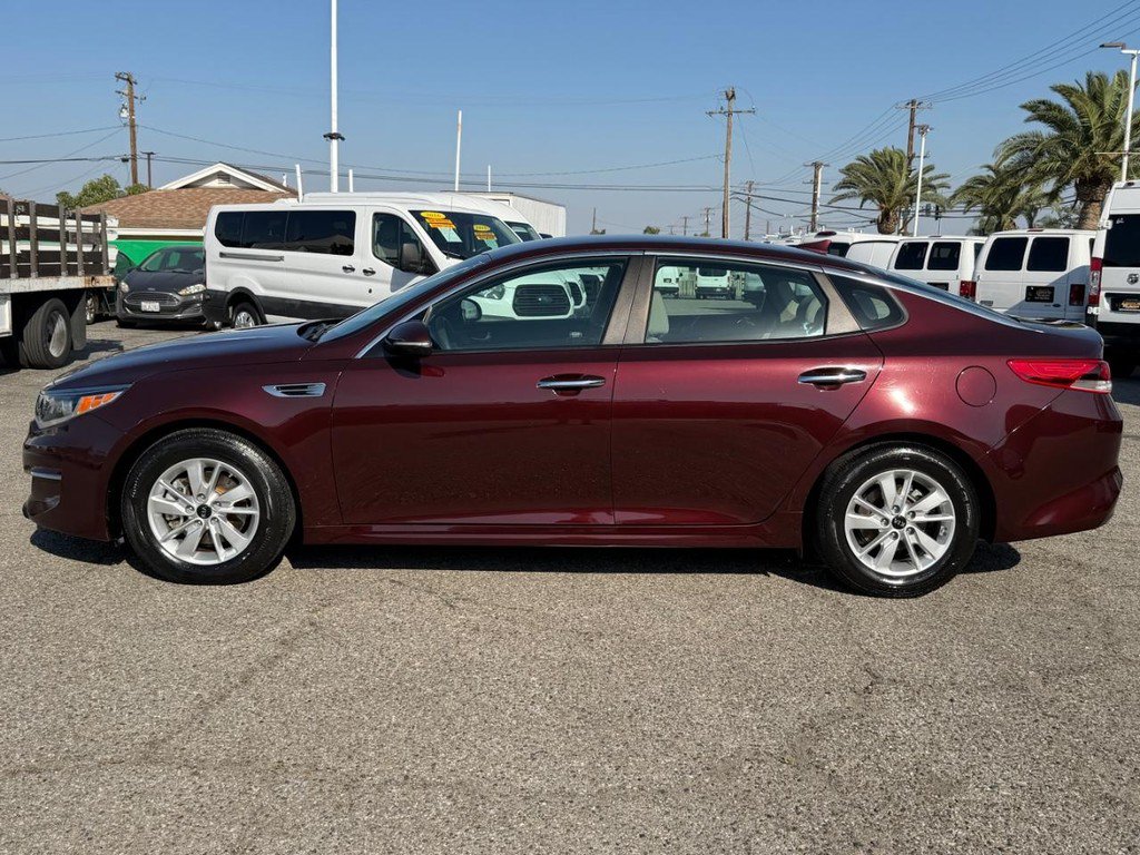 Used 2018 Kia Optima LX FWD image 12