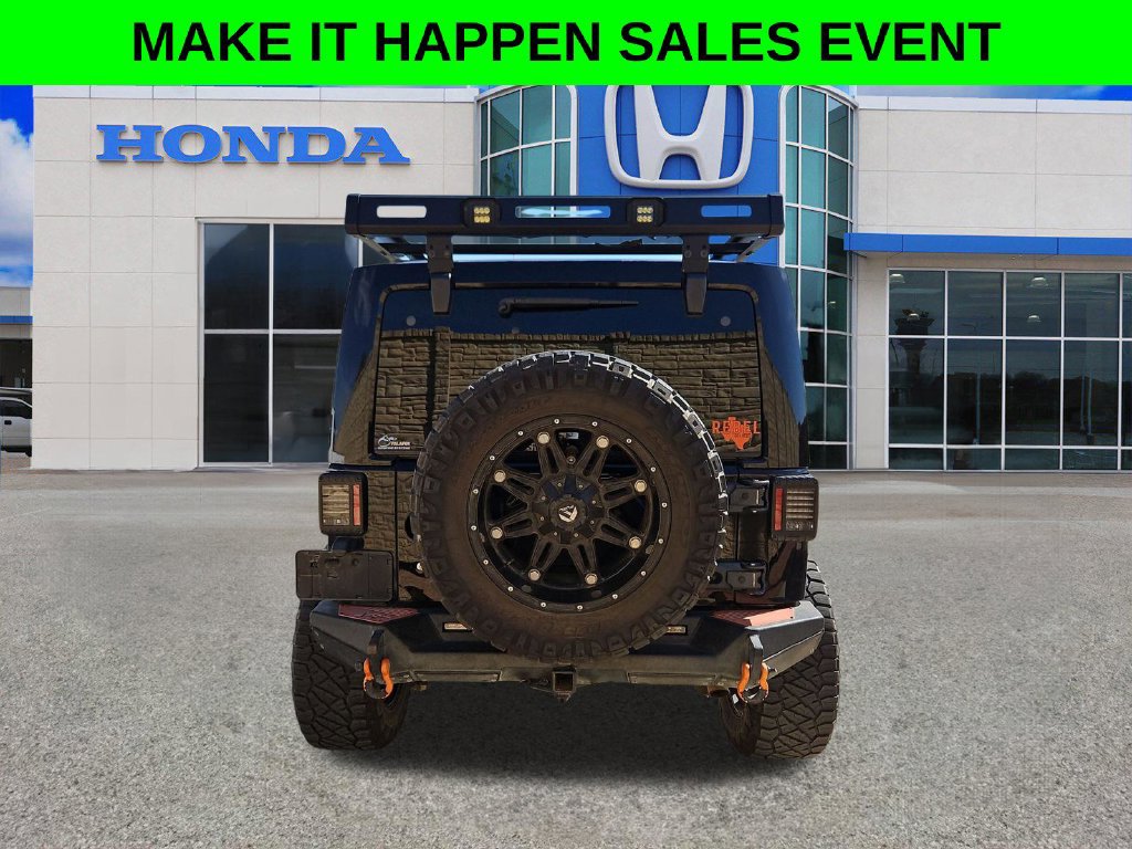 Used 2015 Jeep Wrangler Unlimited Sahara w/ Dual Top Group AWD/4WD image 20