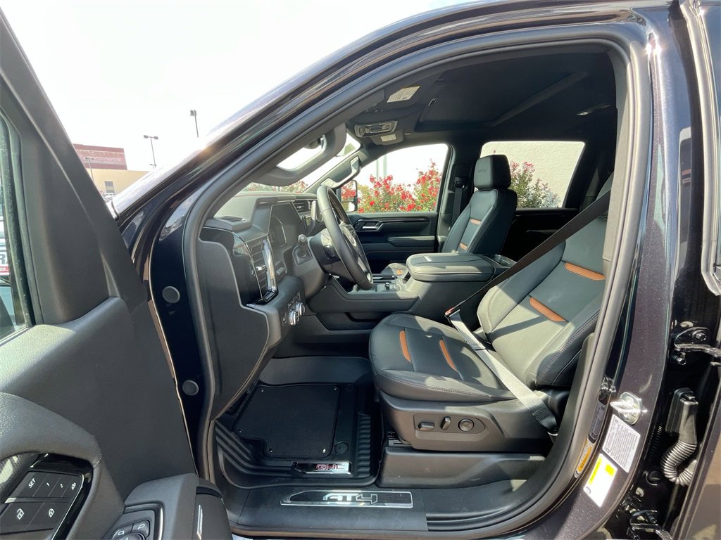 New 2026 GMC Sierra 2500 AT4 w/ AT4 Premium Plus Package image 13