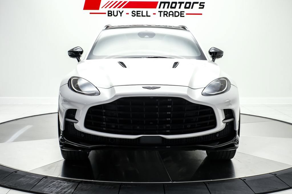 Used 2023 Aston Martin DBX 707 AWD/4WD image 2