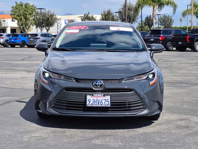 Used 2024 Toyota Corolla LE image 2