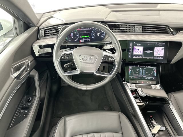 Used 2022 Audi e-tron Premium w/ Convenience Plus Package AWD/4WD image 11
