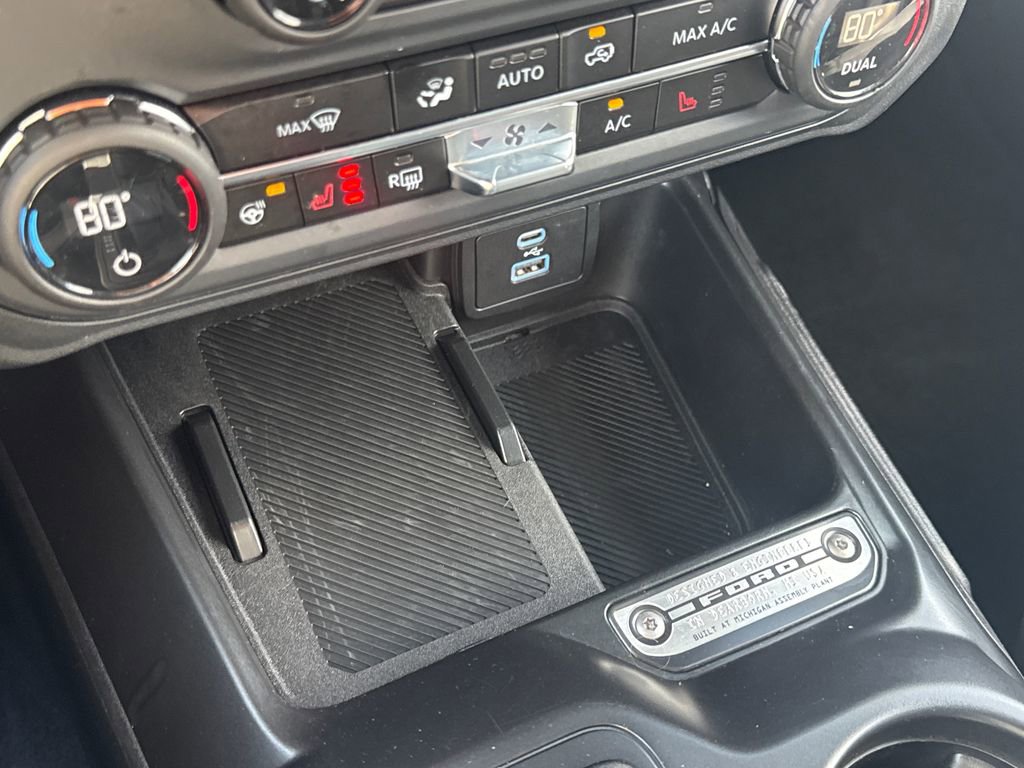Used 2025 Ford Bronco Outer Banks image 33