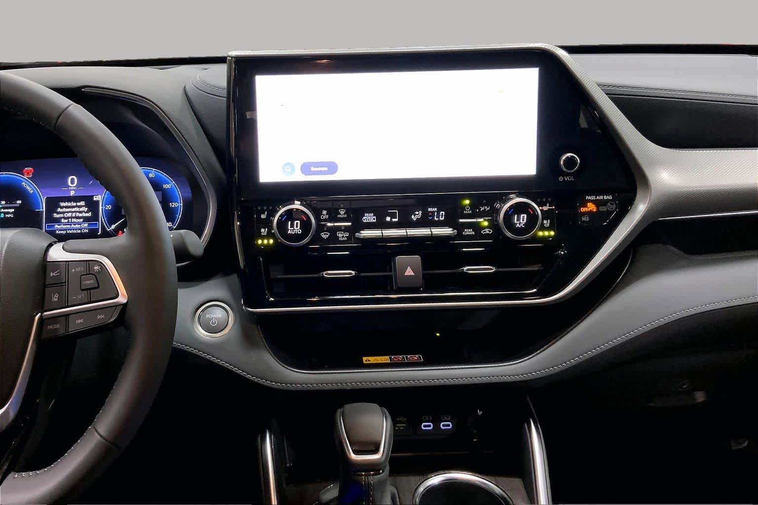New 2026 Toyota Highlander Platinum AWD/4WD image 6