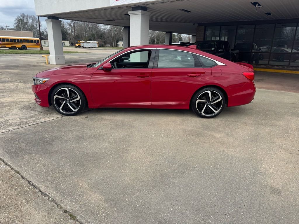 Used 2019 Honda Accord Sport image 3
