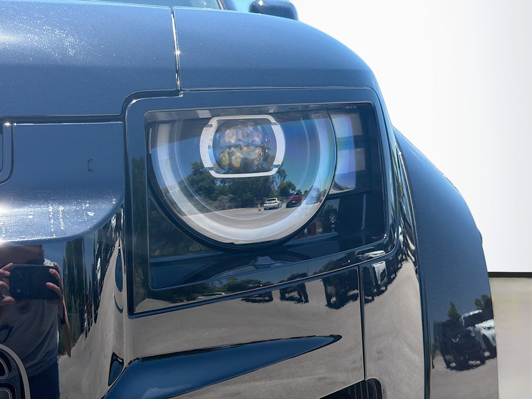 New 2026 Land Rover Defender 110 OCTA AWD/4WD image 9