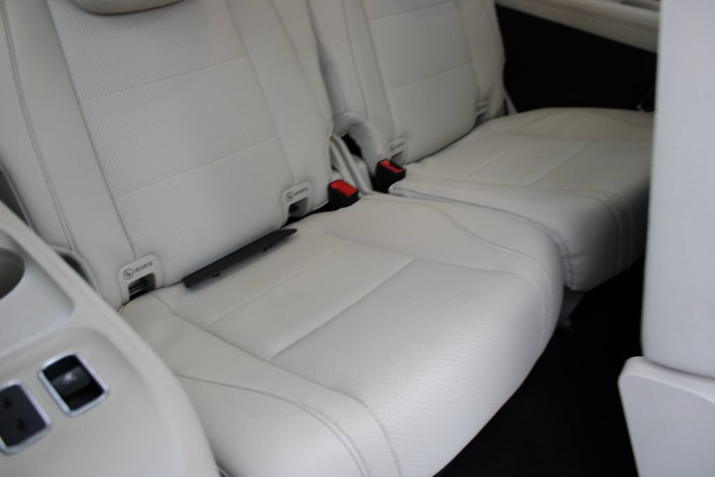 Used 2022 Mercedes-Benz GLS 450 4MATIC w/ AMG Line Exterior image 33
