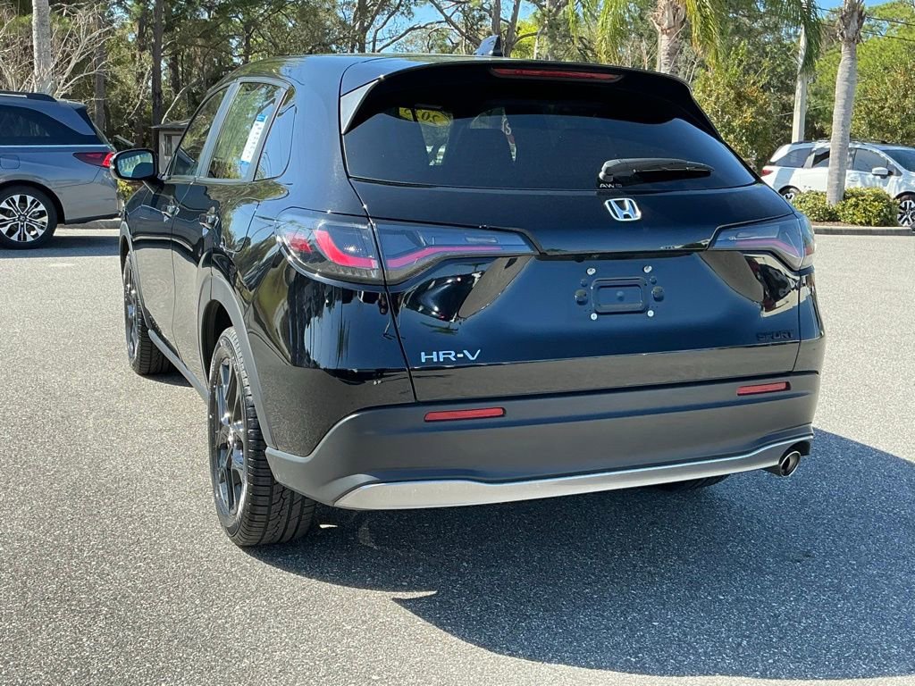 Certified 2025 Honda HR-V Sport image 7