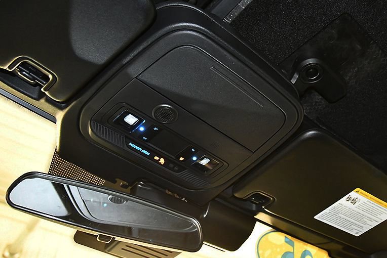 Used 2025 Ford Bronco 2-Door AWD/4WD image 26