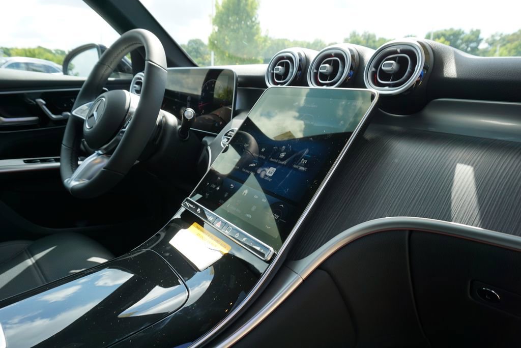 Certified 2025 Mercedes-Benz GLC 300 4MATIC image 63