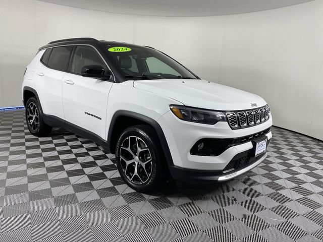 Used 2024 Jeep Compass Limited AWD/4WD image 1