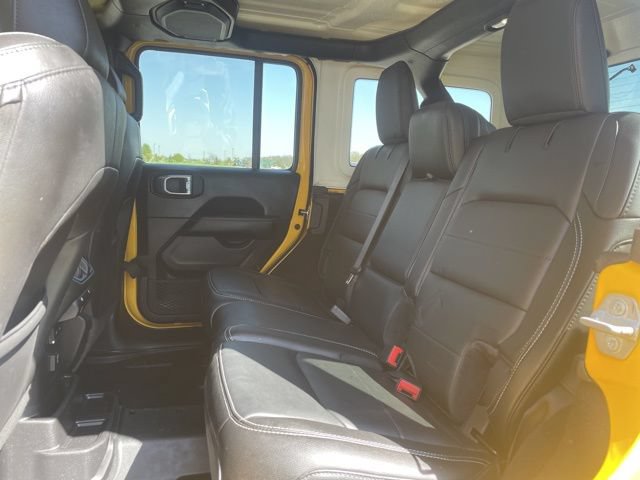 Used 2021 Jeep Wrangler Unlimited Sahara w/ Uconnect 4C Nav & Sound Group AWD/4WD image 9