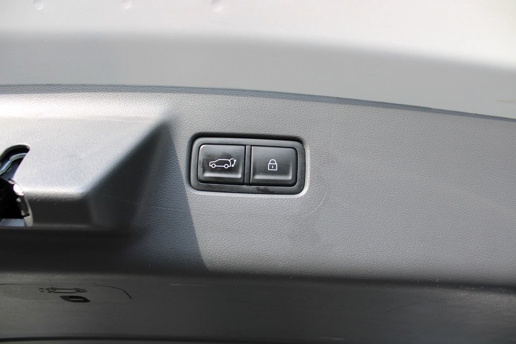 Used 2024 Hyundai Santa Fe SEL FWD image 15