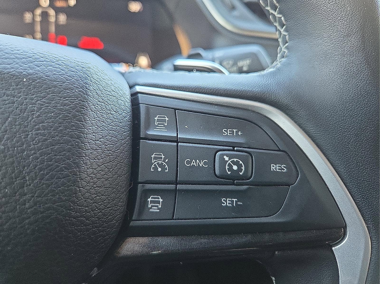 Used 2022 Jeep Grand Cherokee L Laredo w/ Luxury Tech Group I image 19