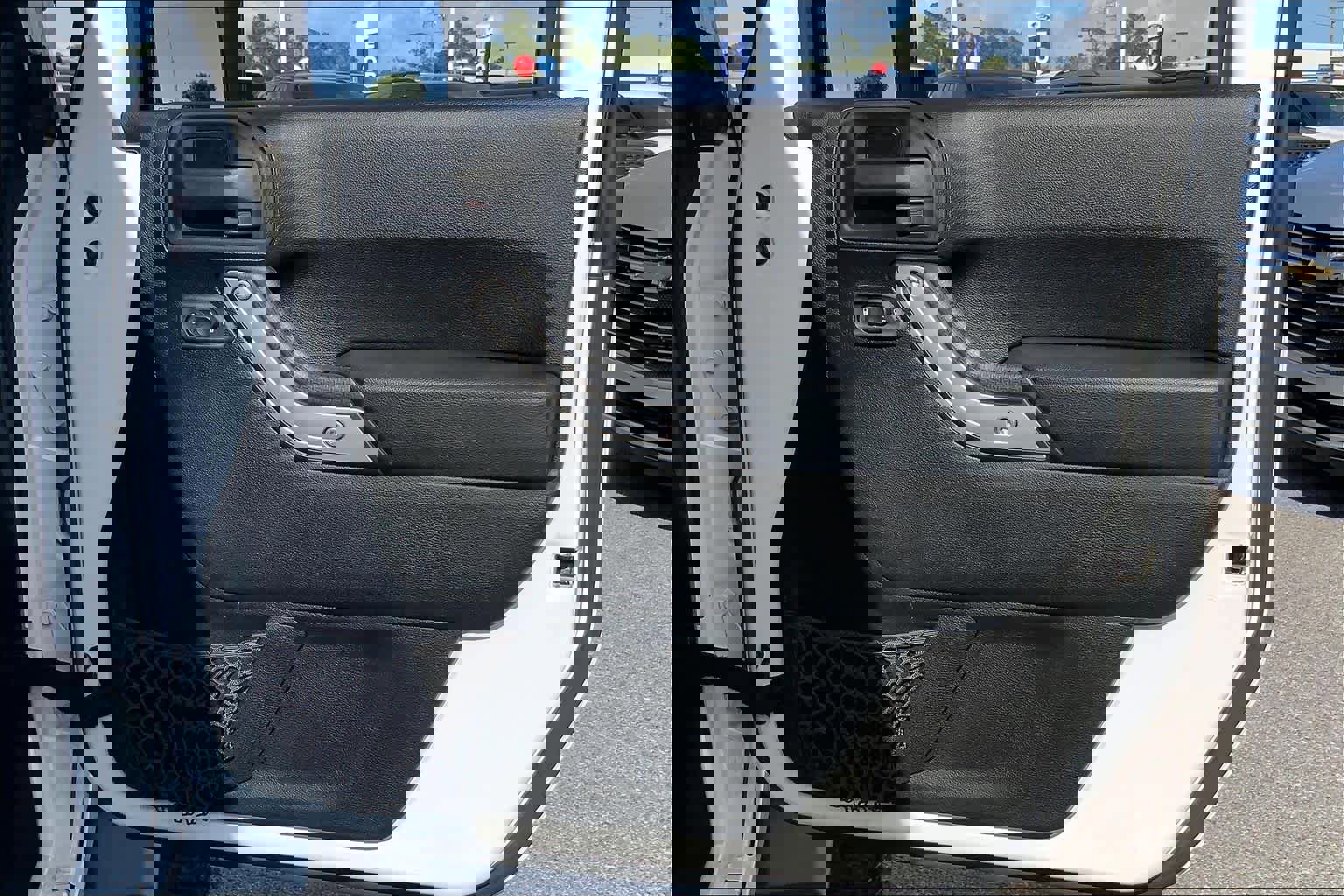 Used 2015 Jeep Wrangler Unlimited Sahara w/ Max Tow Package image 22