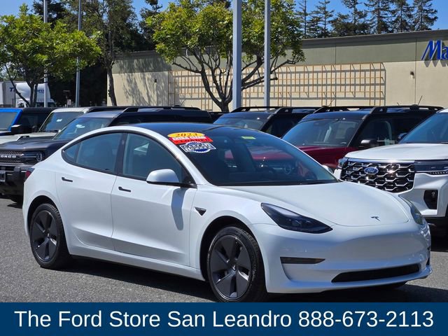 Used 2023 Tesla Model 3 Standard Range RWD image 3