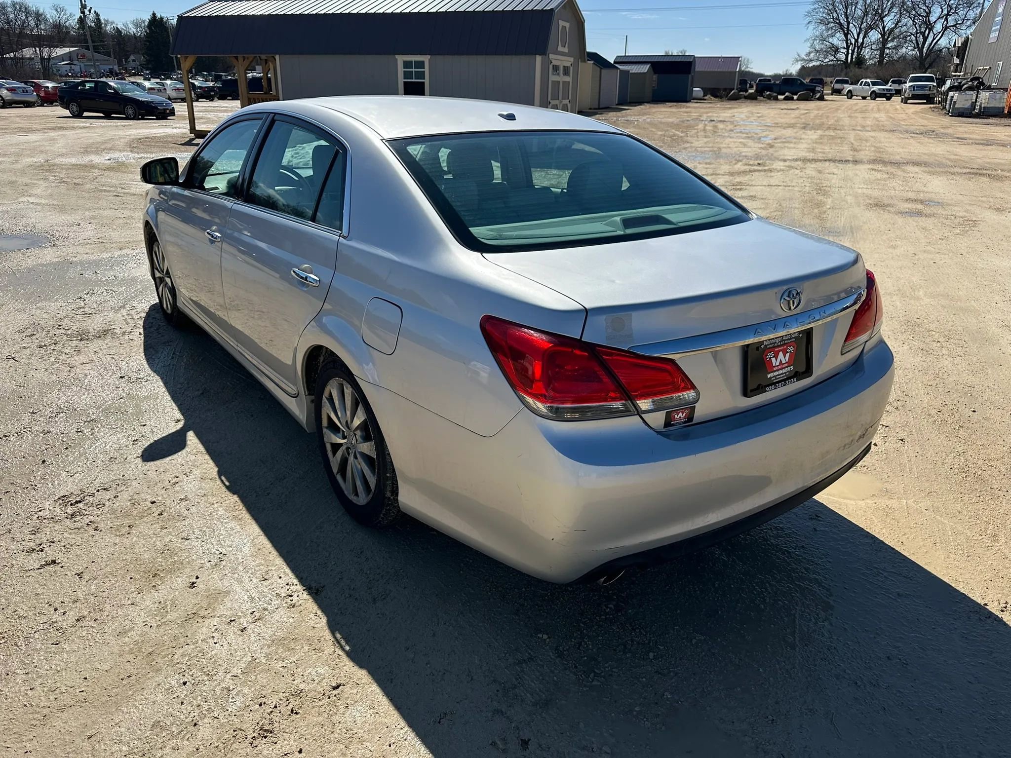 Used 2011 Toyota Avalon Limited FWD image 8