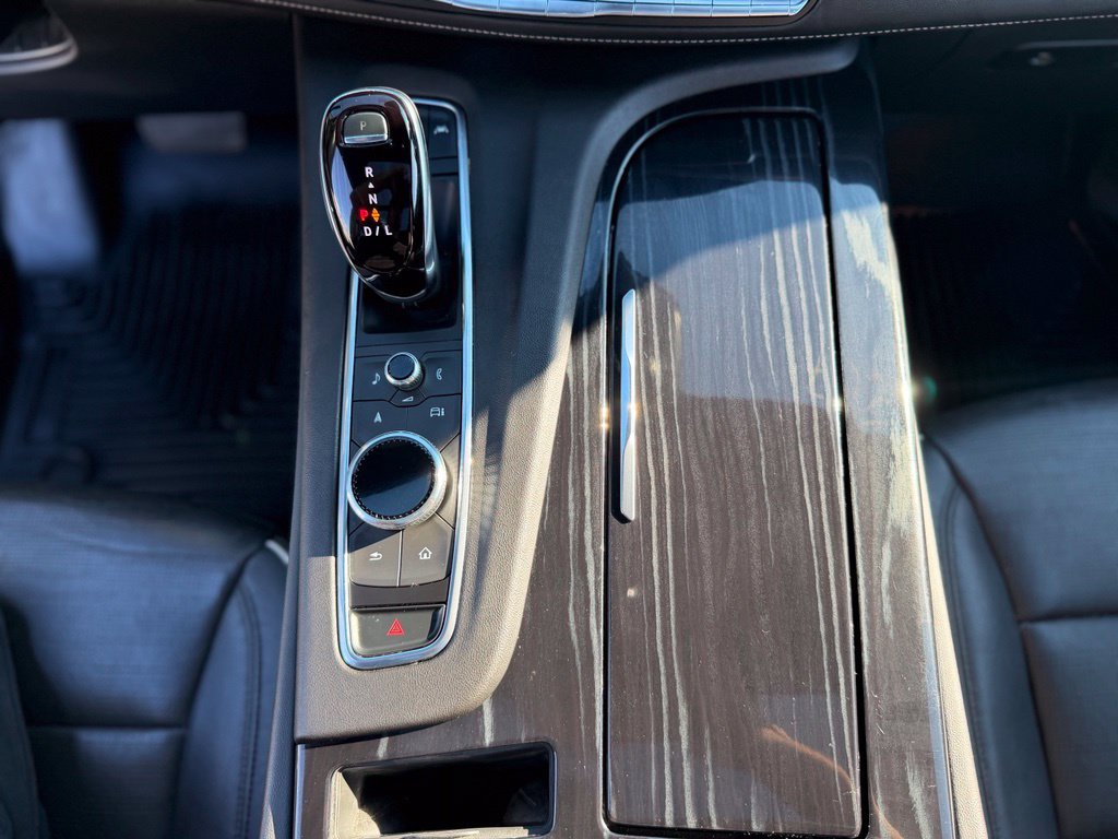 Used 2023 Cadillac Escalade Sport AWD/4WD image 33