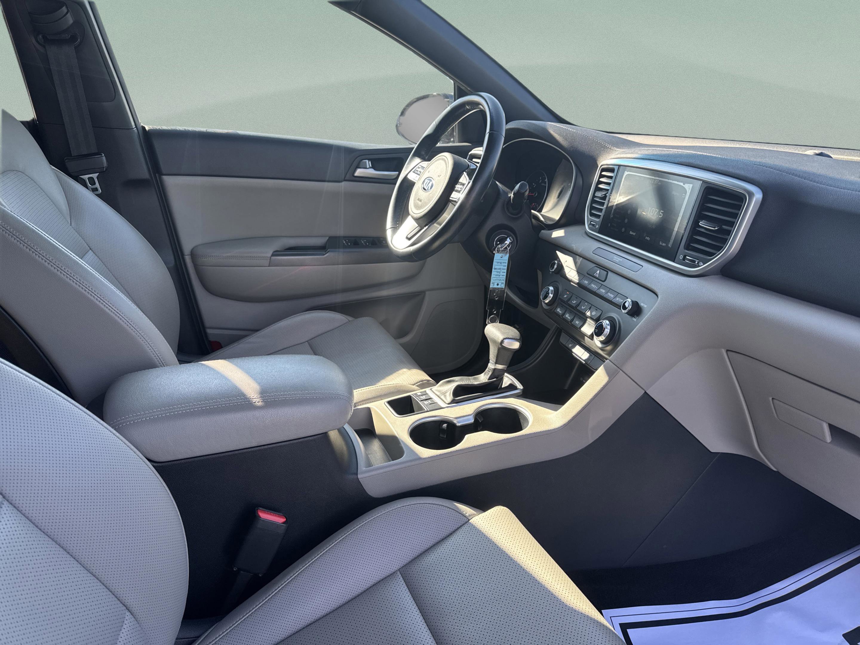 Used 2021 Kia Sportage S image 36