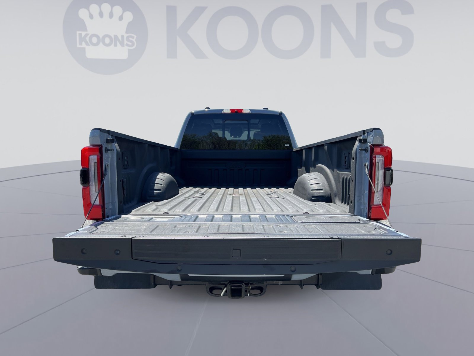 Used 2024 Ford F450 Limited w/ FX4 Off-Road Package AWD/4WD image 34