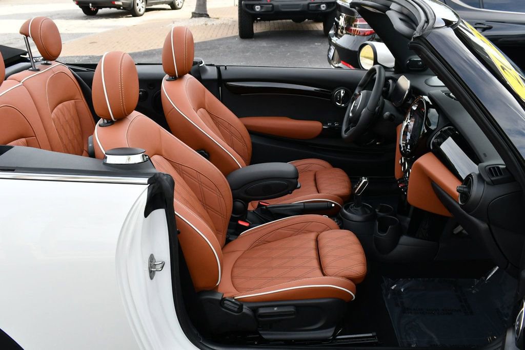 Used 2023 MINI Cooper S image 61