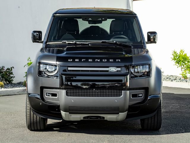 Used 2024 Land Rover Defender 110 Carpathian Edition image 3