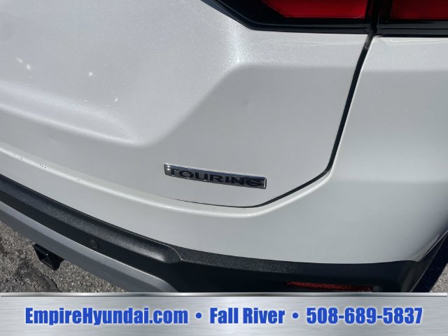 Used 2023 Honda Pilot Touring image 6