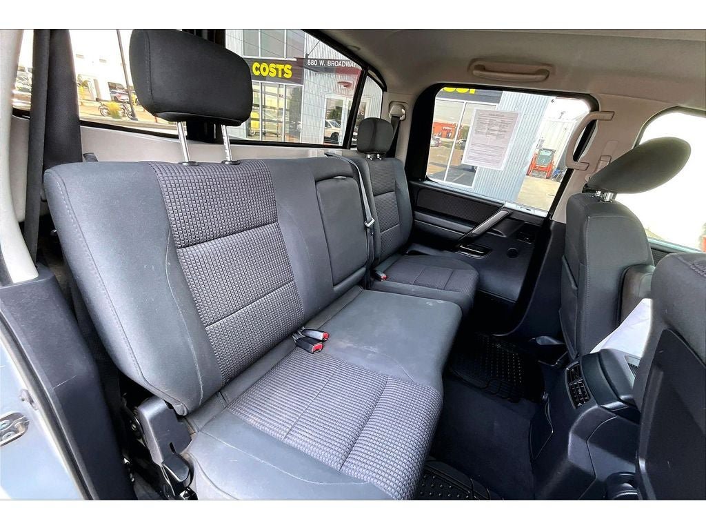 Used 2010 Nissan Titan SE w/ SE Value Truck Pkg AWD/4WD image 27