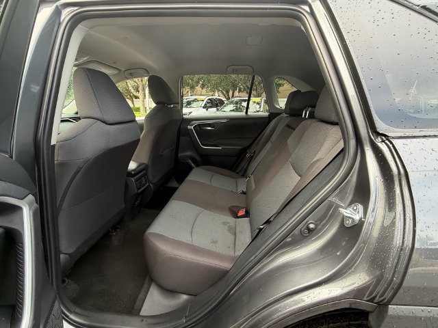 Used 2025 Toyota RAV4 XLE AWD/4WD image 11