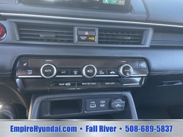 Used 2023 Honda Pilot Touring image 24