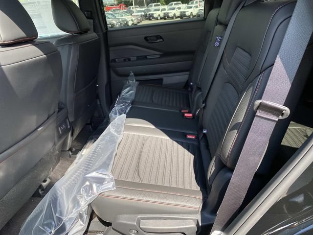 New 2026 Nissan Pathfinder Rock Creek AWD/4WD image 7