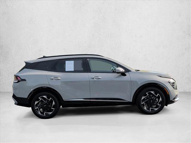 Used 2025 Kia Sportage SX image 4