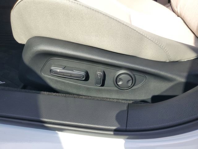 Used 2025 Honda Accord SE image 15
