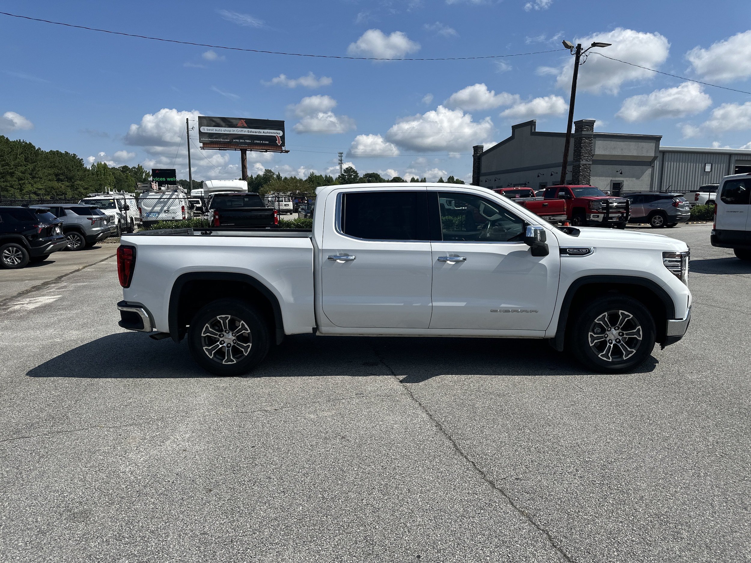 Used 2025 GMC Sierra 1500 SLT RWD image 36