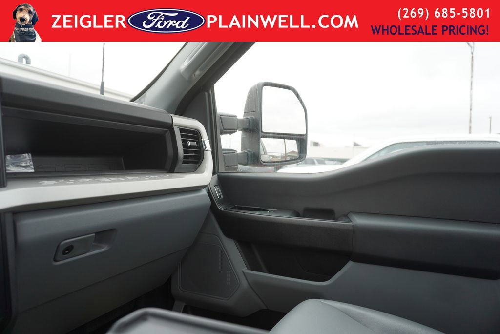 Used 2024 Ford F250 XL w/ FX4 Off-Road Package image 24