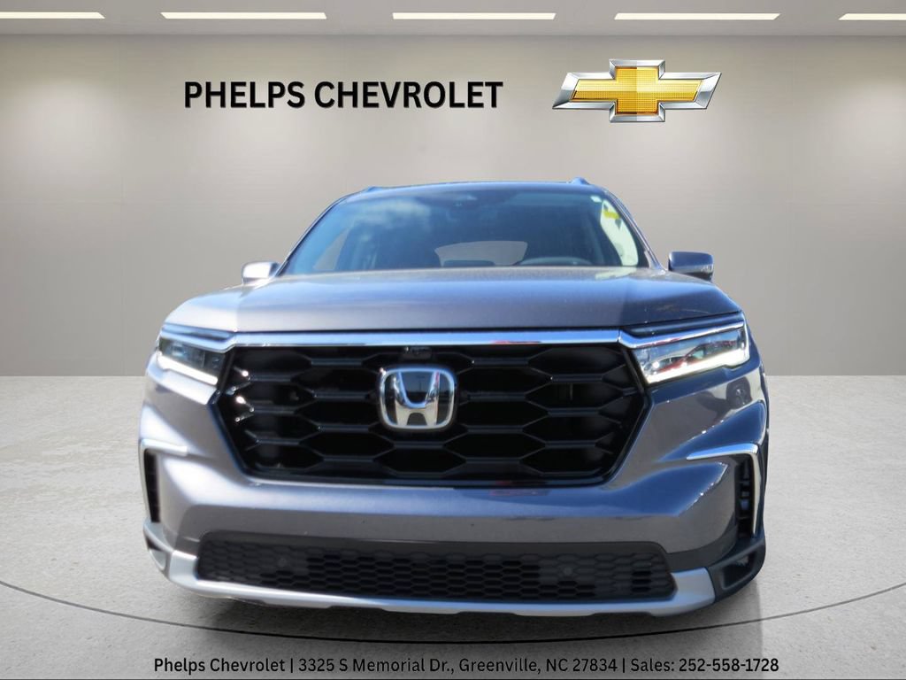 Used 2025 Honda Pilot Elite image 4