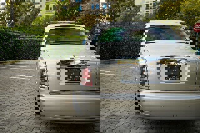 Used 2013 Rolls-Royce Phantom Sedan image 25