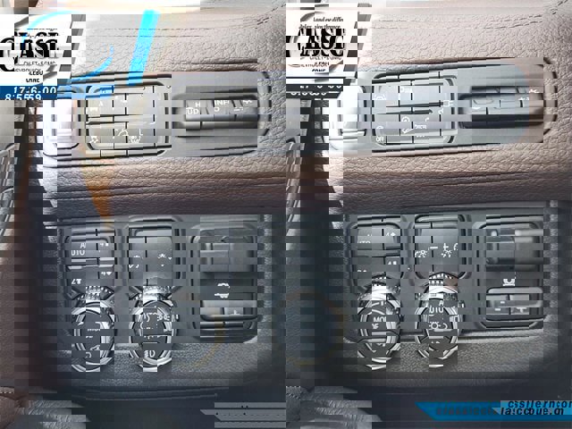 Used 2022 GMC Yukon XL Denali w/ Denali Ultimate Package image 22