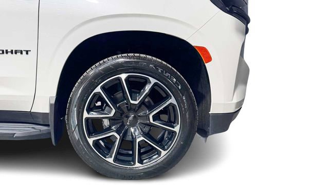 Used 2021 Chevrolet Tahoe RST w/ Luxury Package RWD image 8