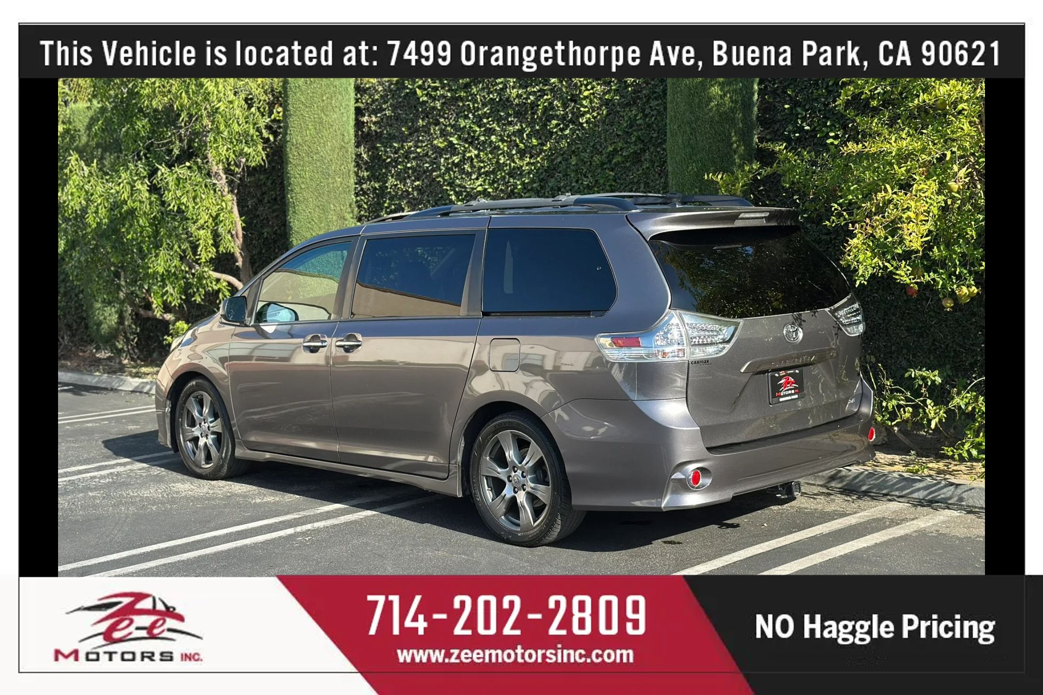 Used 2017 Toyota Sienna SE Premium w/ Cargo Management Package FWD image 9