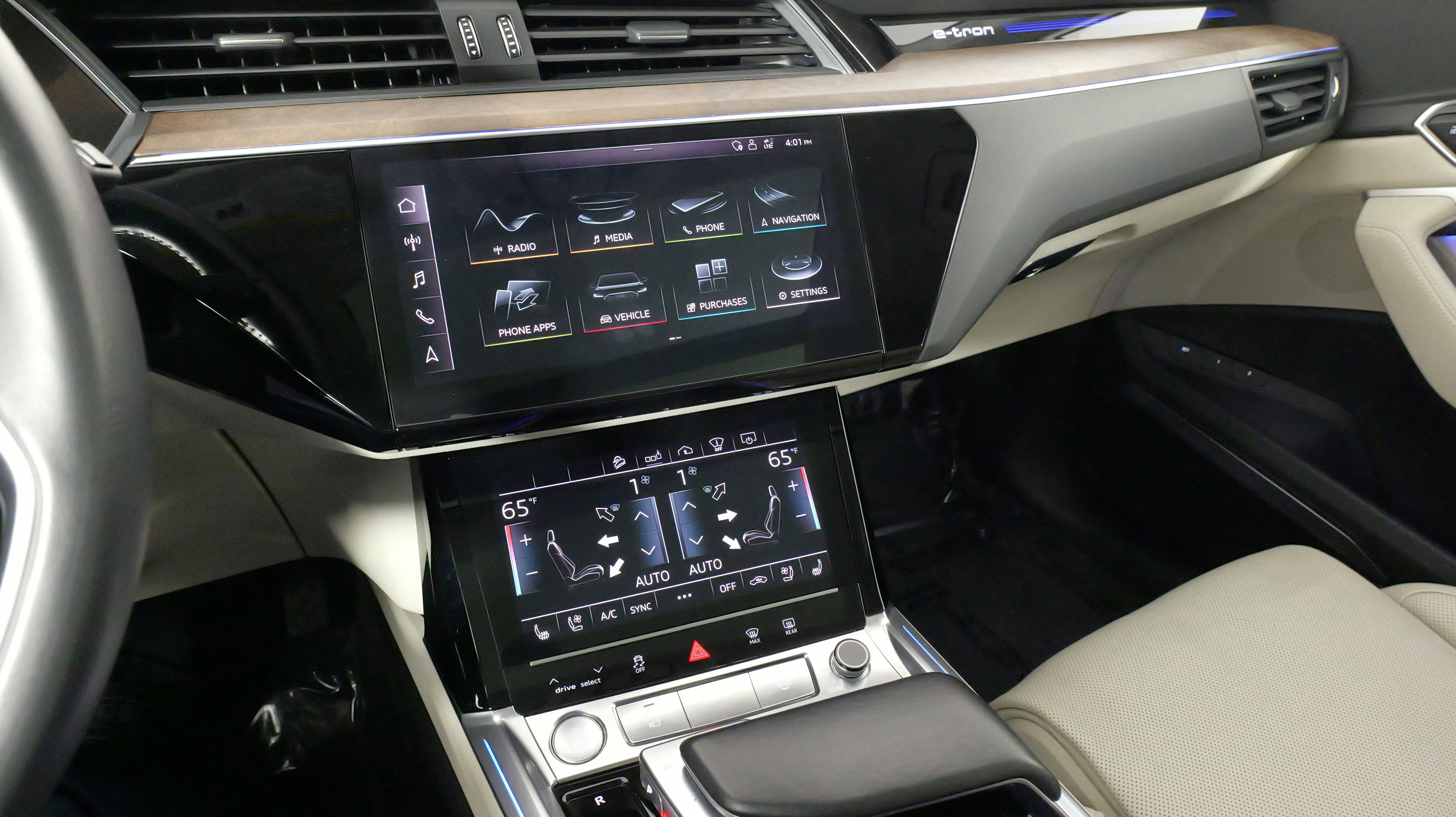 Used 2019 Audi e-tron Prestige w/ Prestige Package image 49