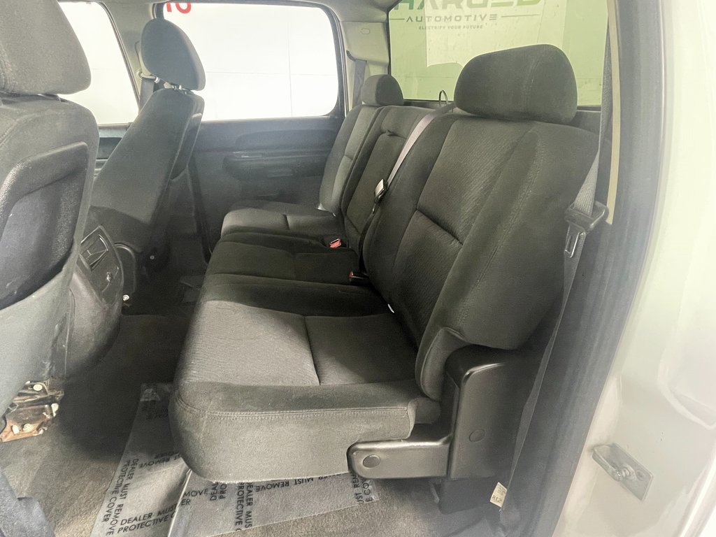 Used 2013 GMC Sierra 3500 SLE AWD/4WD image 24