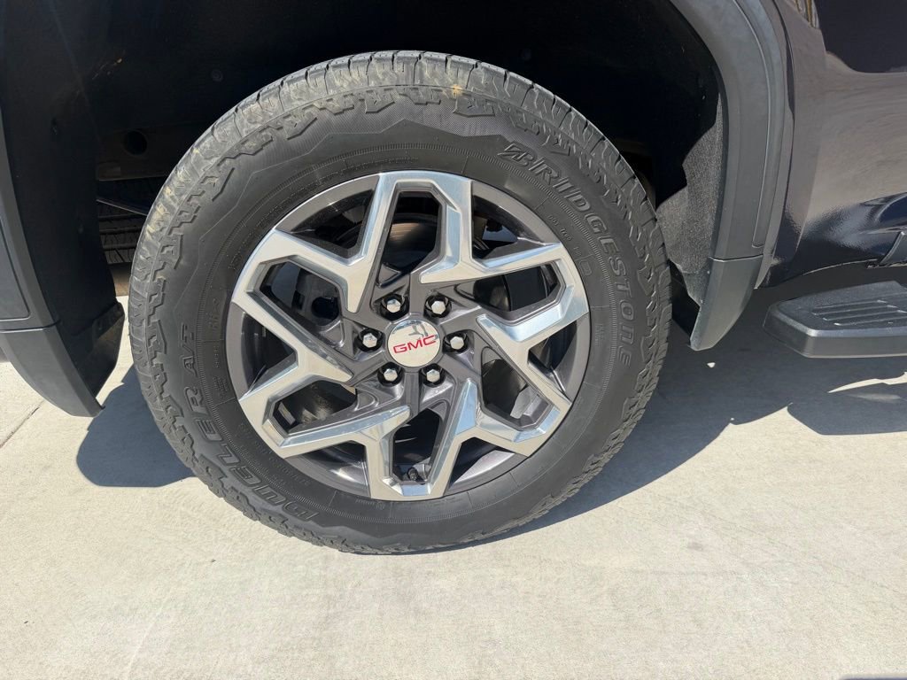 Used 2023 GMC Sierra 1500 SLT w/ SLT Premium Plus Package image 12