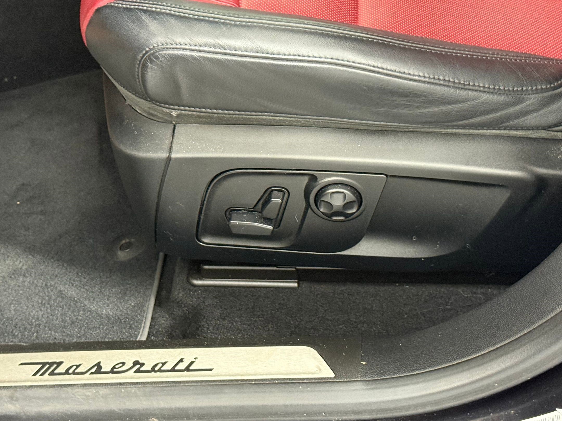 Used 2020 Maserati Levante S GranSport image 15