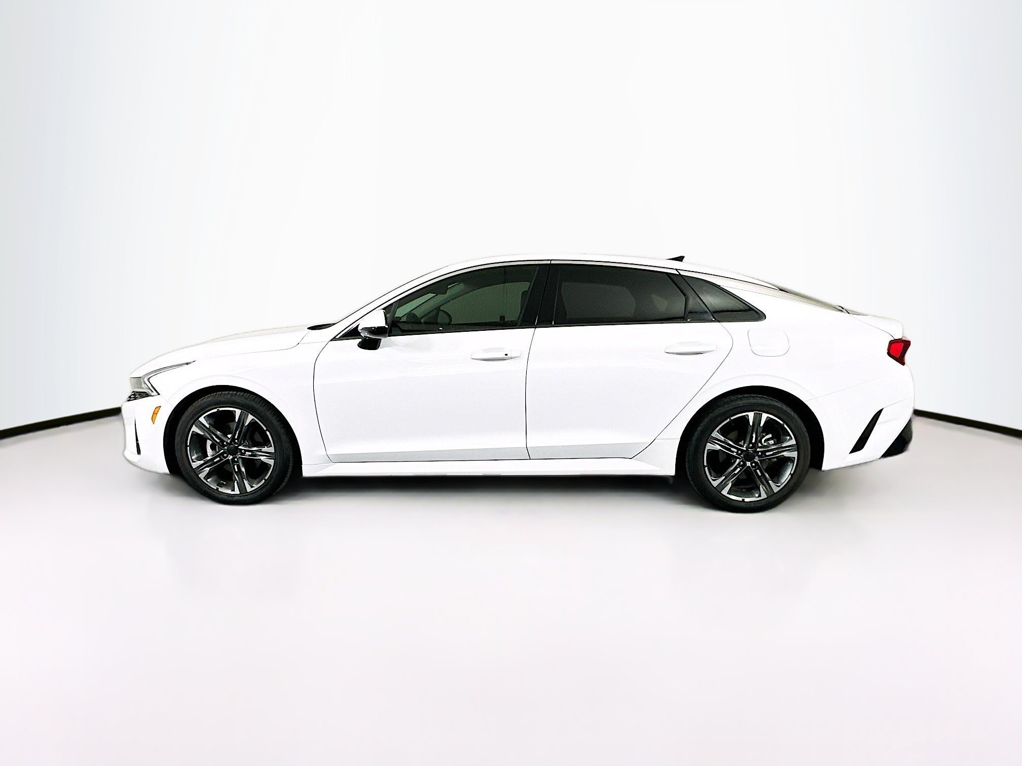 Used 2021 Kia K5 EX FWD image 4